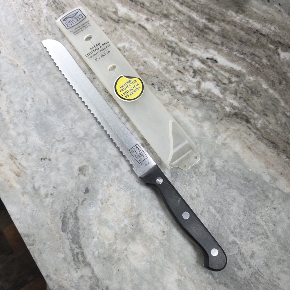 Chicago Cutlery 8" Scalloped Bread Knife with Protective Sheath - Model 1H11D